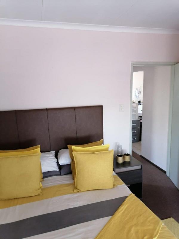 2 Bedroom Property for Sale in Safari Gardens North West